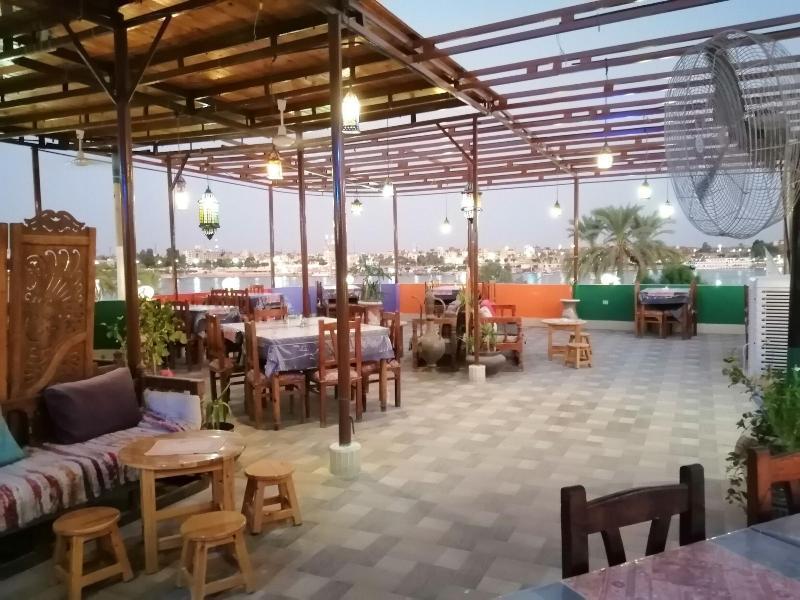 לוקסור Nile Valley Hotel מראה חיצוני תמונה