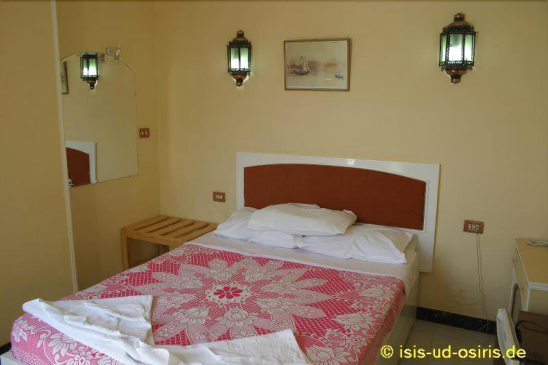 לוקסור Nile Valley Hotel מראה חיצוני תמונה
