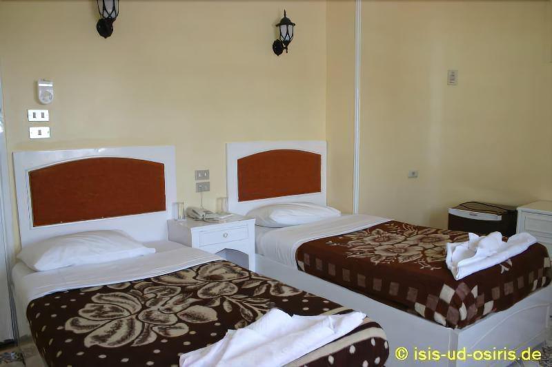 לוקסור Nile Valley Hotel מראה חיצוני תמונה