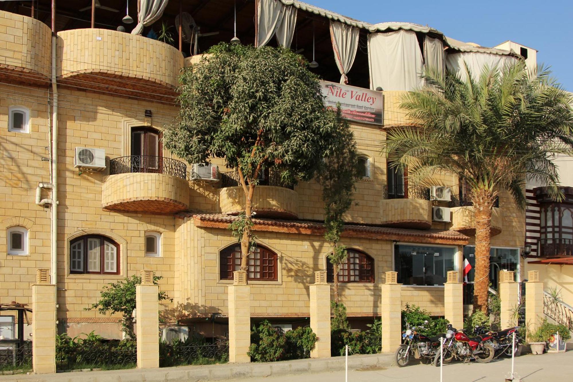 לוקסור Nile Valley Hotel מראה חיצוני תמונה