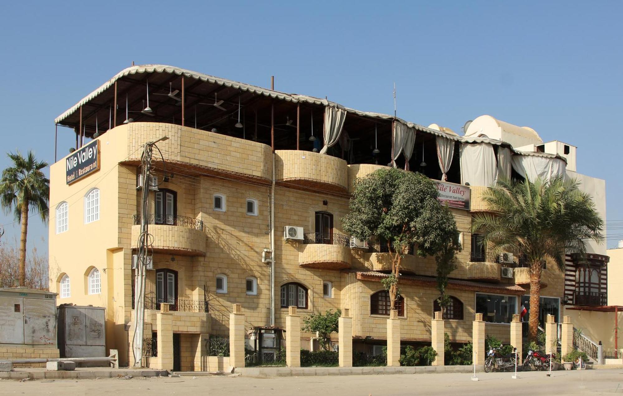 לוקסור Nile Valley Hotel מראה חיצוני תמונה