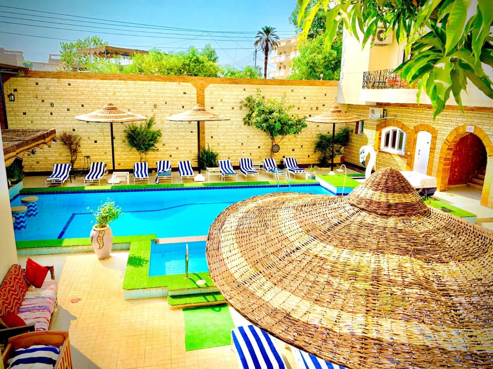 לוקסור Nile Valley Hotel מראה חיצוני תמונה