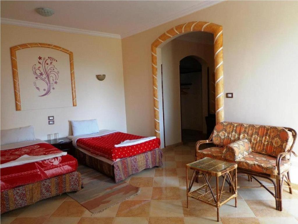 לוקסור Nile Valley Hotel מראה חיצוני תמונה
