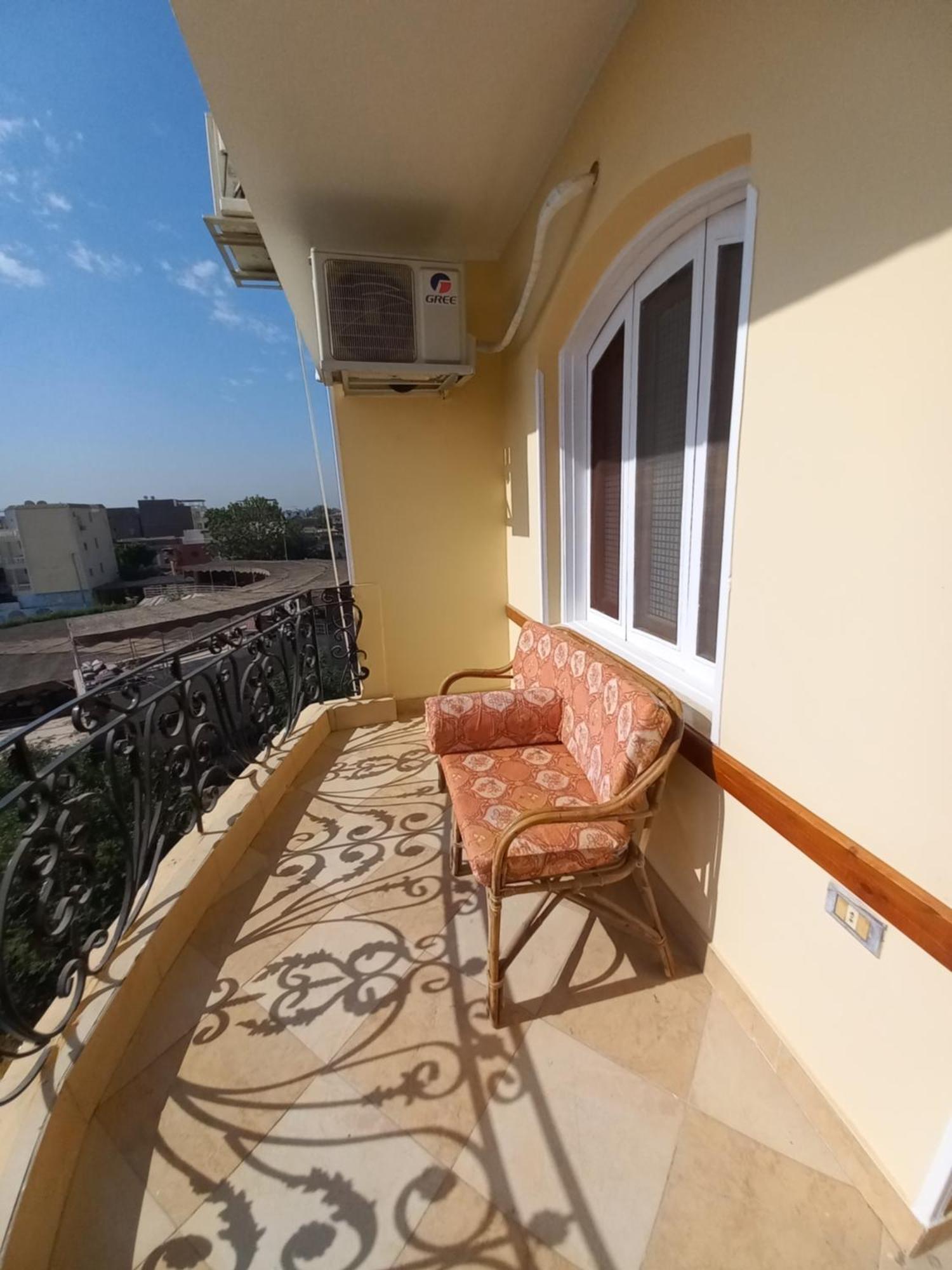 לוקסור Nile Valley Hotel מראה חיצוני תמונה