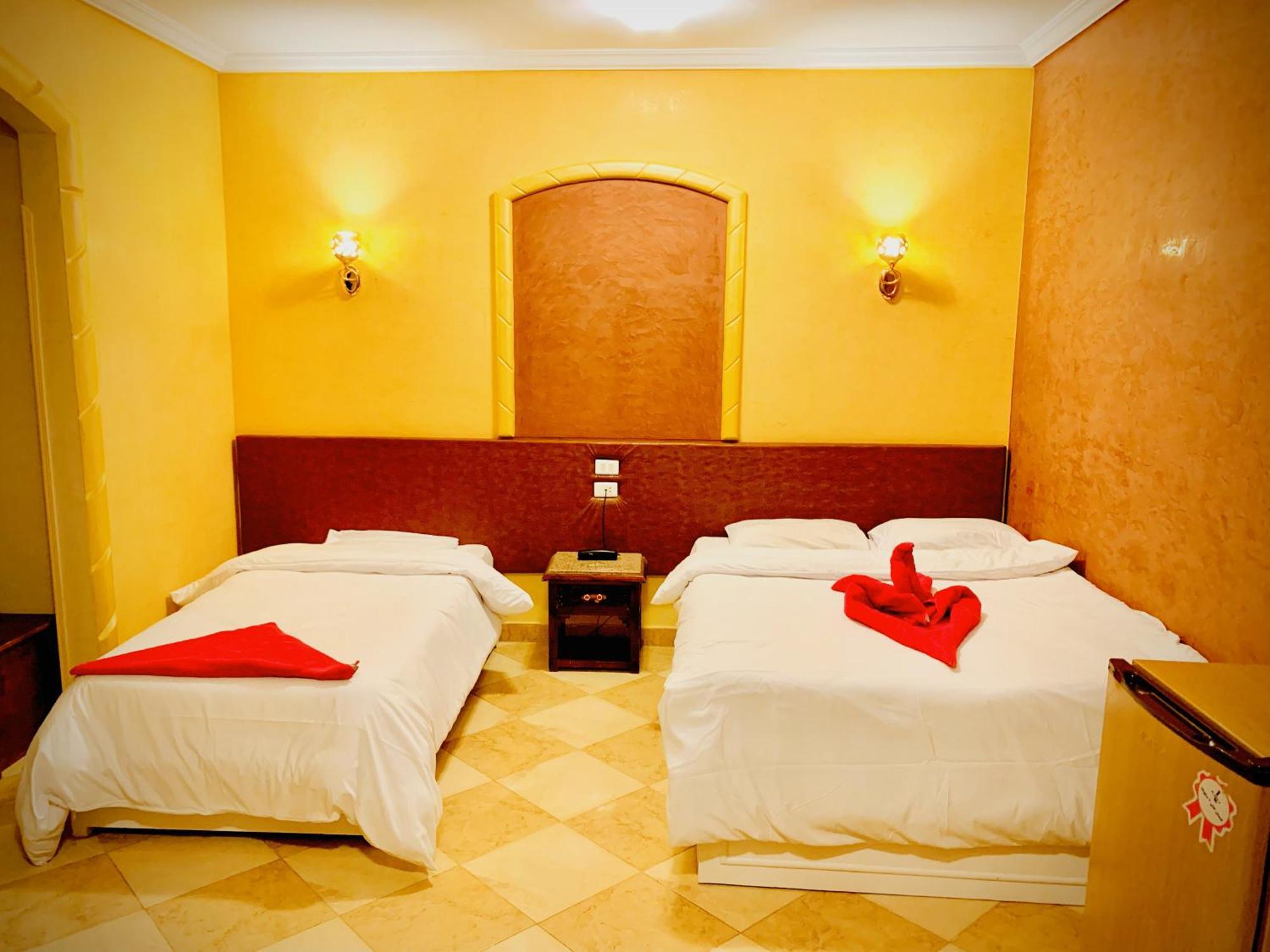 לוקסור Nile Valley Hotel מראה חיצוני תמונה