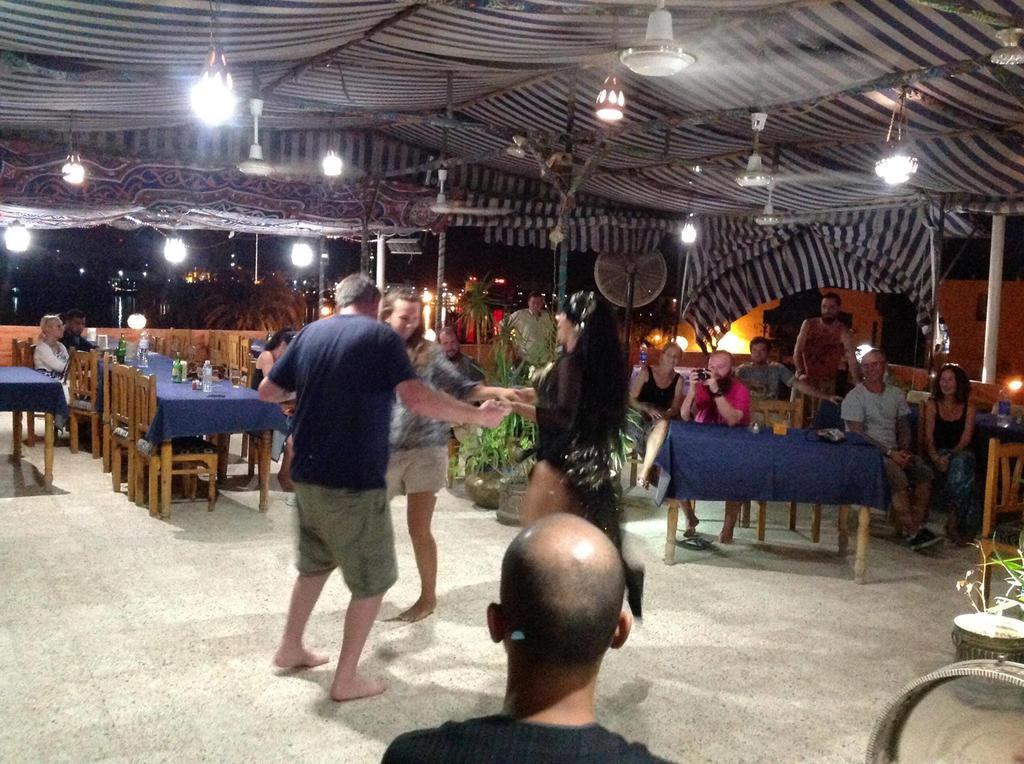 לוקסור Nile Valley Hotel מראה חיצוני תמונה