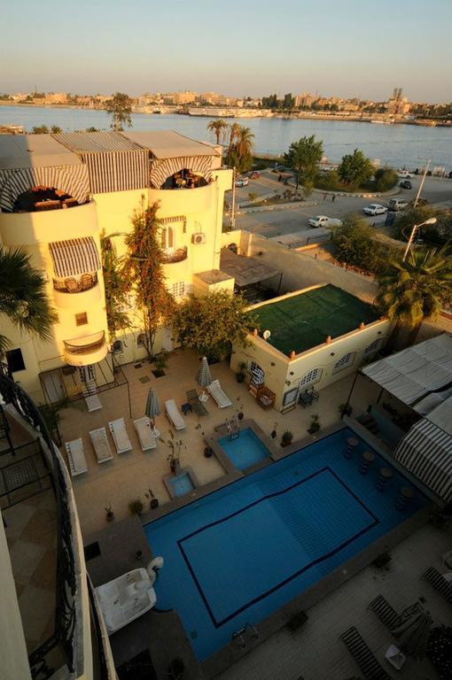 לוקסור Nile Valley Hotel מראה חיצוני תמונה