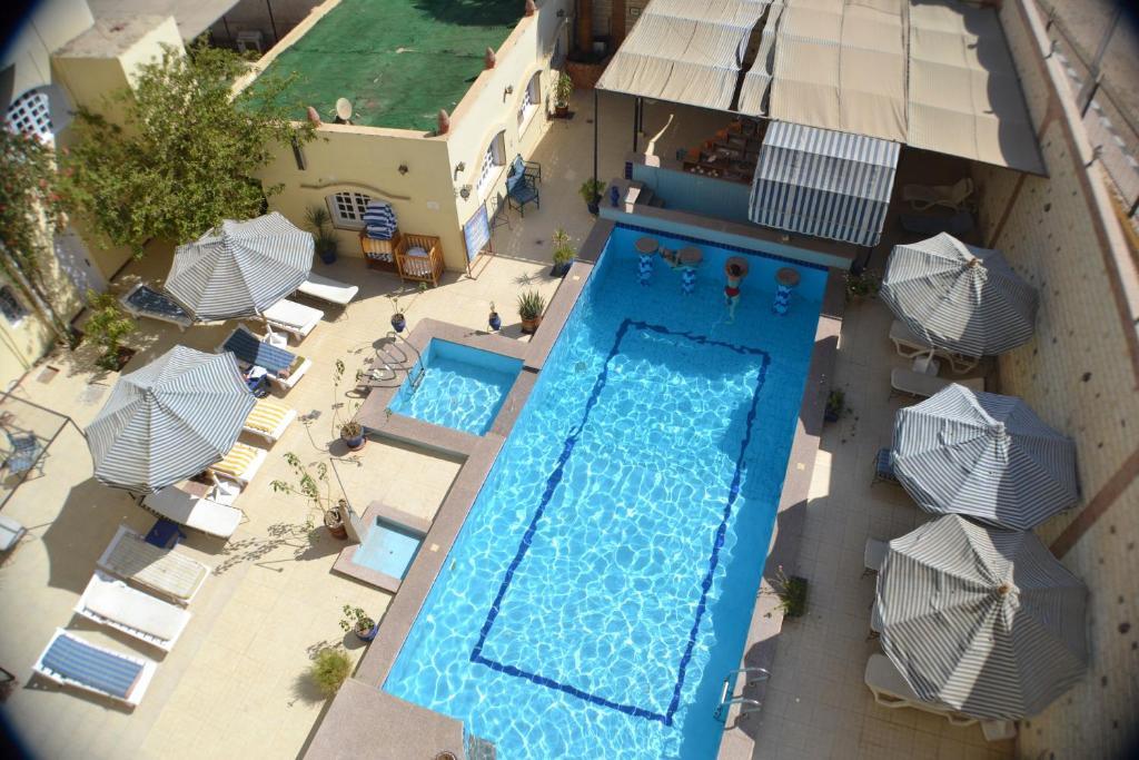 לוקסור Nile Valley Hotel מראה חיצוני תמונה